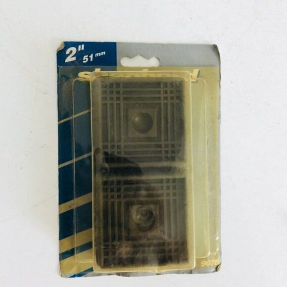 Shepherd Hardware  1-5/8-Inch Square Round Rubber - Picture 1 of 6